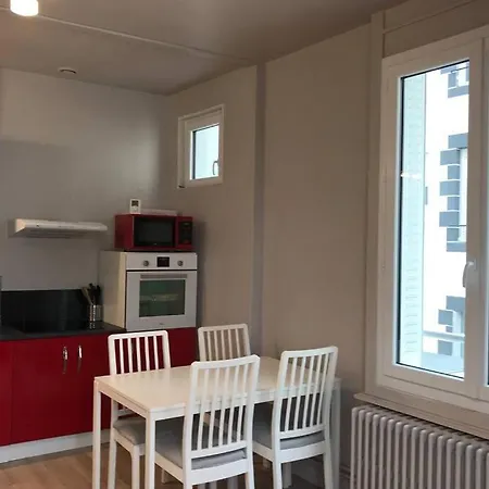 Apartment Rare Petit Cocon F1 Calme Possibilite Jacuzzi Hammam En Sus Chamalieres